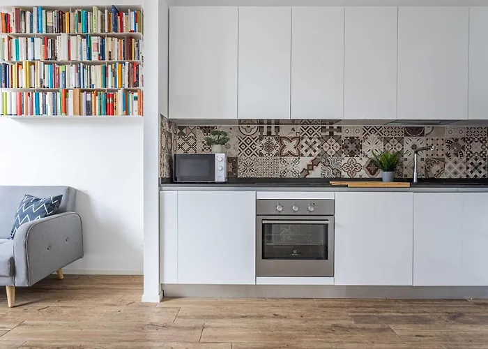 Luxnest I Porta Nuova Milan - Via Pirelli